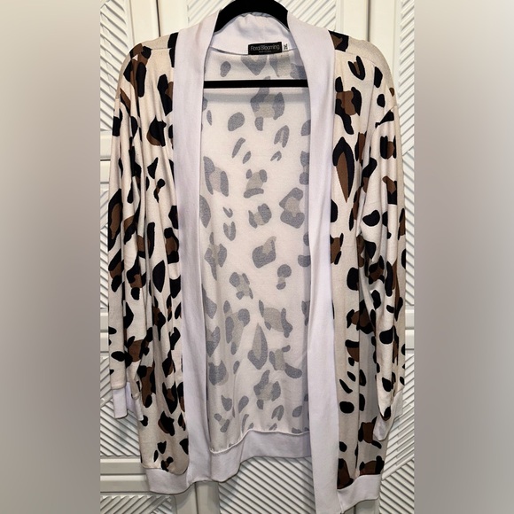 Leopard Print Cardigan - Picture 1 of 4
